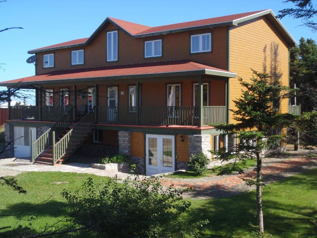 Gite La Maison Chez J.P. Bed And Breakfast Havre Aux Maisons Bagian luar foto